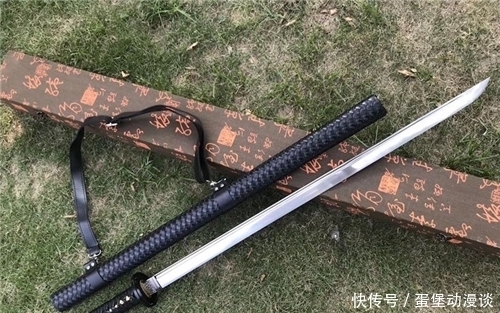 水龙|中国国宝级唐刀“水龙剑”，如今却成日本天皇佩刀，拒绝对外展览