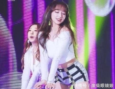 刘亦菲|难怪都说程潇是家里最丑的,看完妹妹的照片,才明白啥叫芭比脸