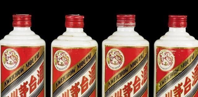 白酒|同度数的白酒,为什么有的喝起来辣喉咙,有的却不会看完涨见识