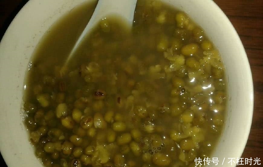 喝酒|爱喝酒的人,如果有这5大表现,恭喜,你的肝还比较健康!