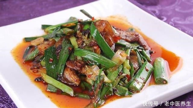 不腻|正宗回锅肉的做法,川式操作为您轻松带来“肥而不腻,入口浓香”