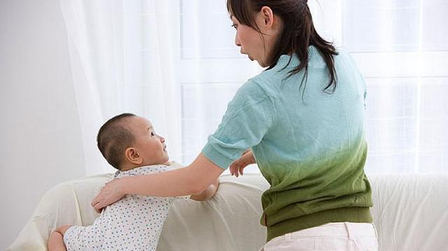 救回|人贩子抢孩子,还说妈妈是“神经病”,宝妈这一机智做法救回孩子