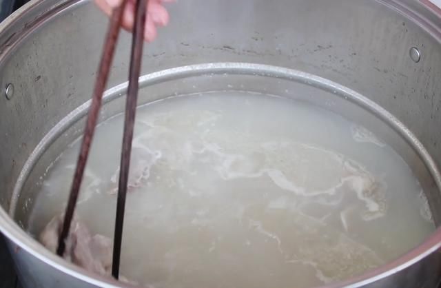 猪肉|立秋之后，牛肉猪肉靠边站，秋天最该吃这肉，鲜香温和降秋燥