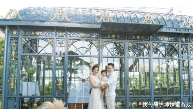 产女|女星嫁大24岁富商，产女后惹继子不满，今高调为女儿办豪华庆生宴