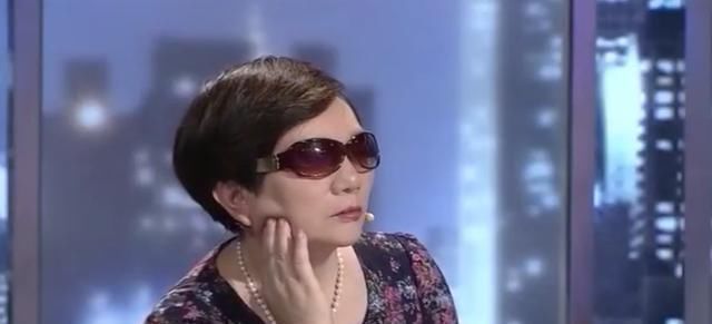 胡女士|夫妻双方曾经一年时间不说话,丈夫对妻子只有一个态度,看不惯