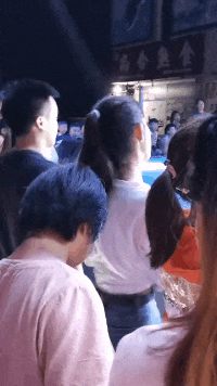 表演|搞笑GIF:看孩子们的表演,真是太有激情了!