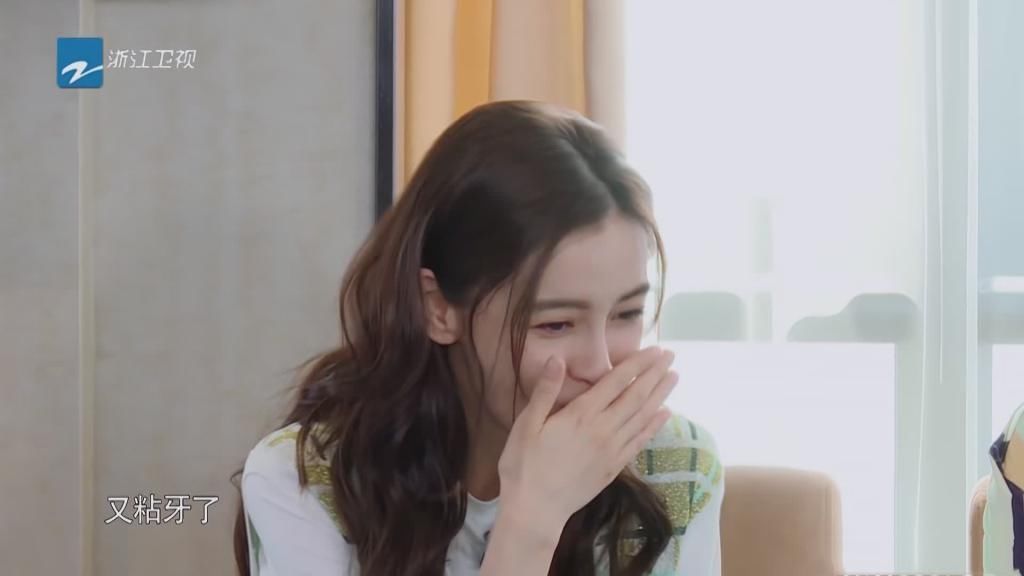 说出|为何baby只在跑男上口红粘牙,化妆师终于说出原因这谁敢信