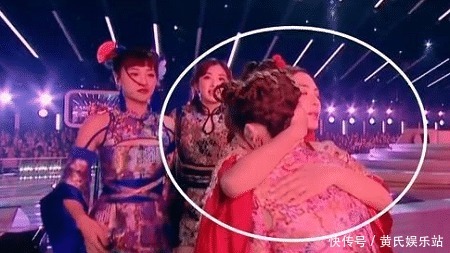  预言家|金莎舞台上是扇子掉2次，谁注意宁静当时说了啥妥妥的预言家！