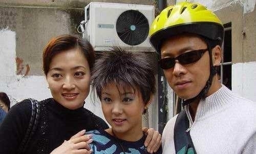 胡亚捷|胡亚捷与妻子3次离婚大战,为何不但没得逞反而还“割地赔款”?