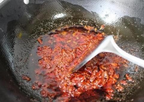  人去买|全身都是宝的鱼，营养比鲫鱼还高，八块钱一斤却很少有人买