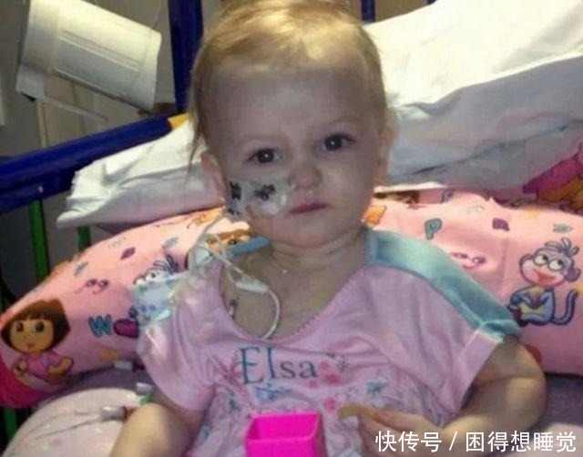 失控|2岁女孩结婚了，新郎却是自己的爸爸，婚礼上的妈妈情绪失控