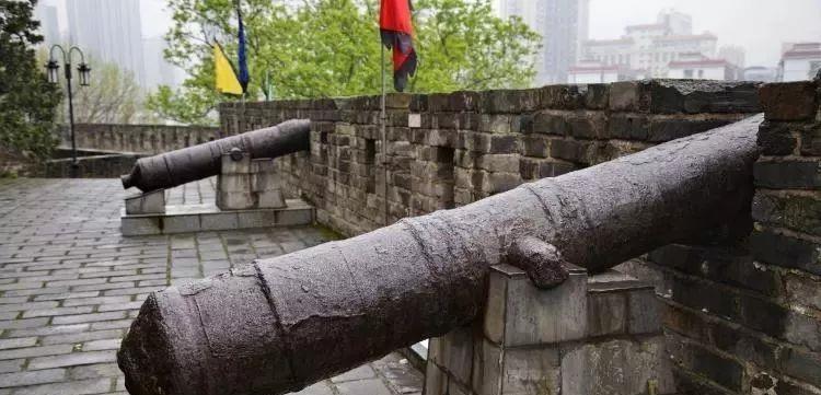 太平天国|太平天国首义五王之中,有三位死于此人之手,去世时百姓如丧考妣!