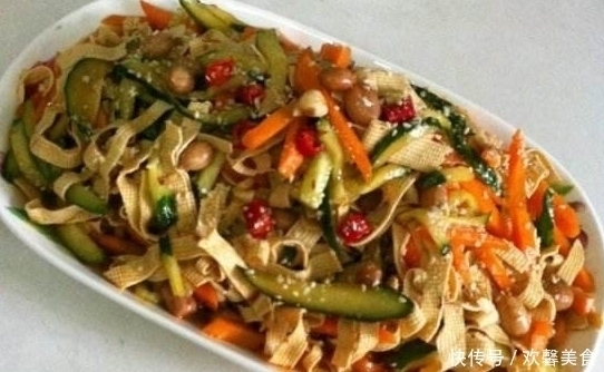 立马|做凉拌菜时,记得加上两味“调料”,不管什么菜,味道立马变好