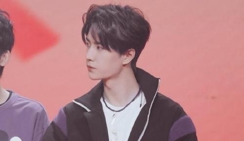 活该|王一博综艺化身应援团,活该他吃下肖战资源