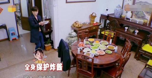 晒出|赵忠祥节目中曾晒出自己的家,当了一辈子播音员,家里却如此节俭