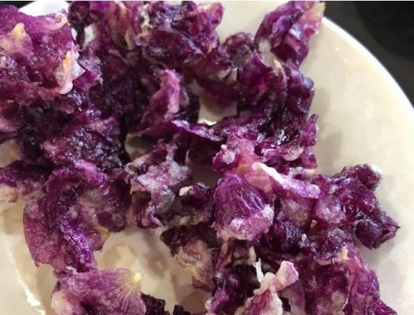 毕业之后|惹怒食堂阿姨是啥后果火龙果鸡腿不算啥，看到图4“真香”