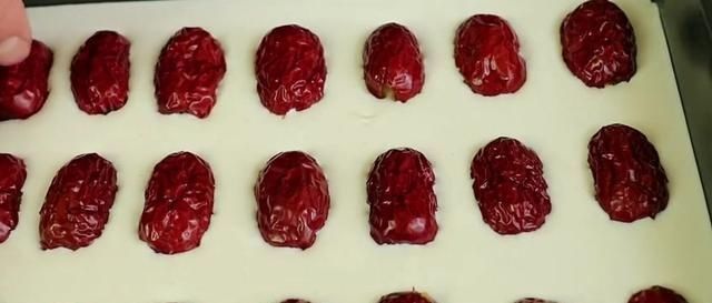 美食|糯米粉这样做太好吃了,不用揉面,筷子一搅,连吃10天也不腻