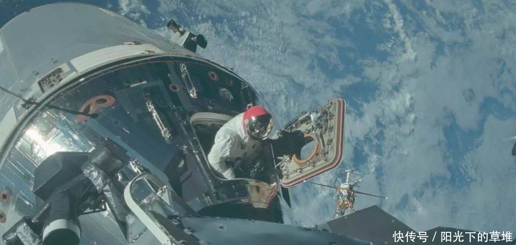  飘起来|月球上没有风, 美国国旗为何却能飘起来? 盘点阿波罗登月的疑点