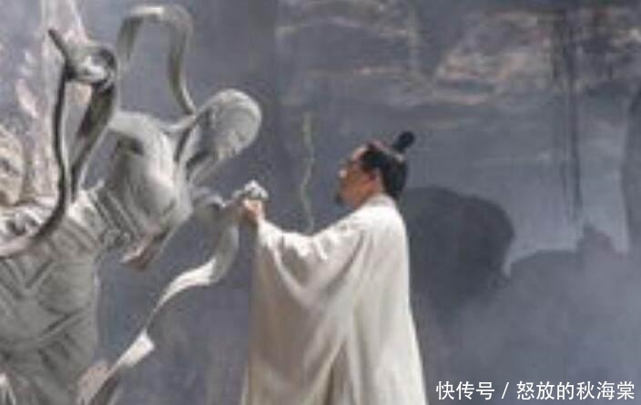 逍遥派|他被称为“天龙”头号渣男, 武功成就不凡, 排在张三丰之前