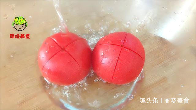  停不下|做鸡蛋汤时，不要再直接倒入鸡蛋了，教你一妙招，好喝到停不下嘴