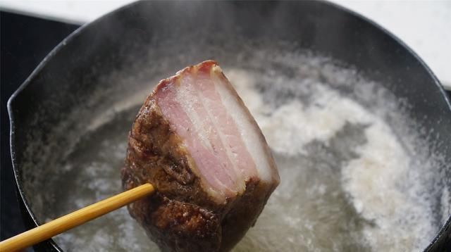  特鲜|开春了，家人最馋此菜，蒸一蒸8分钟上桌，特鲜香，次次都不够吃