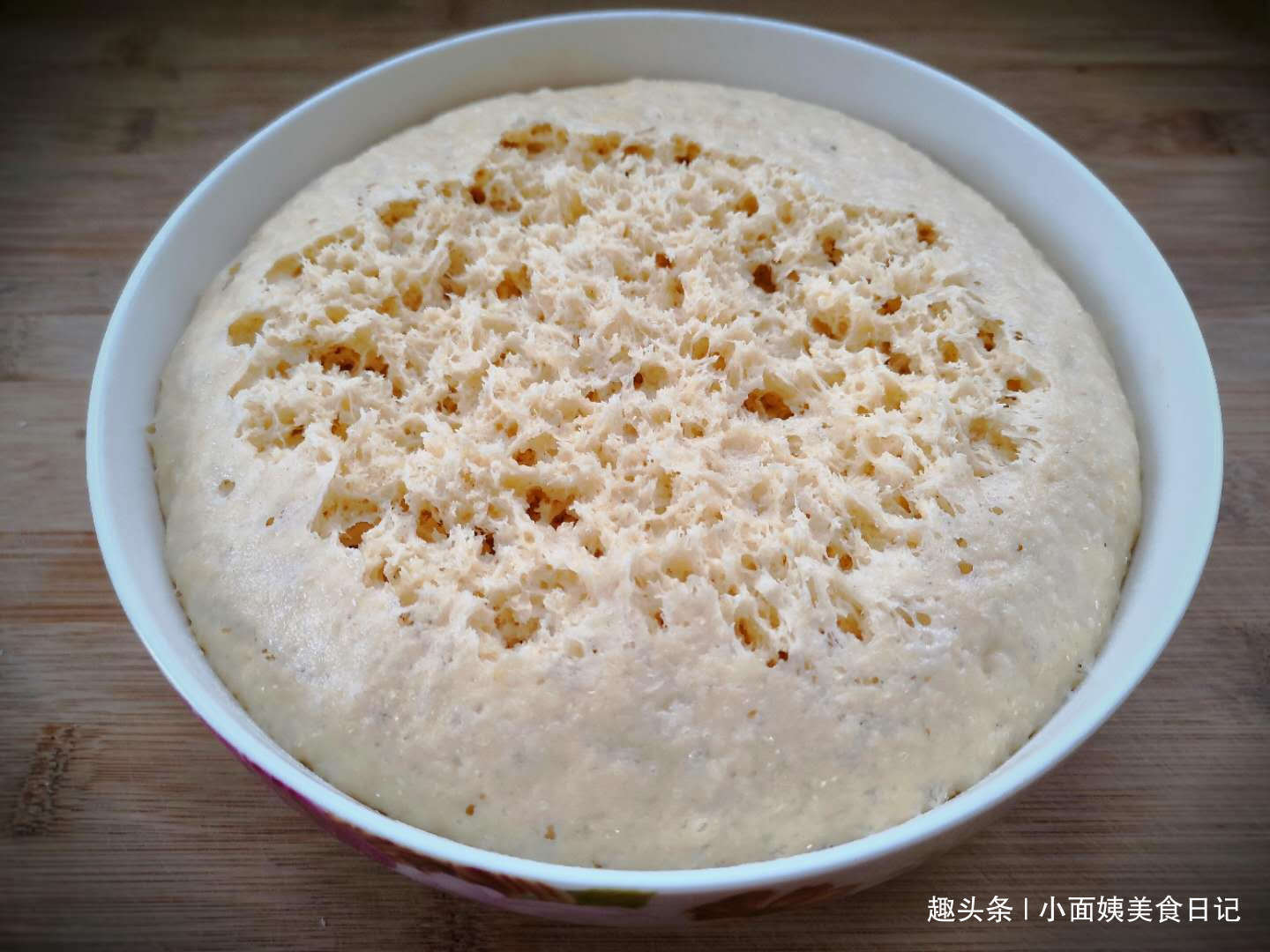 全错|炸油条用泡打粉、小苏打全错,油条店老板教你正确做法,金黄酥脆