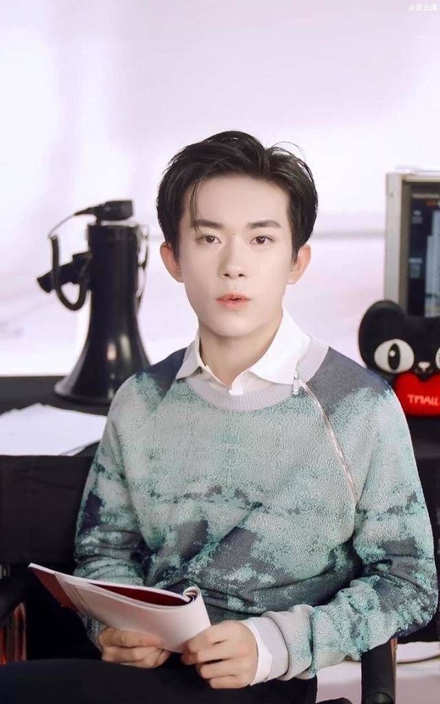 隔空|《快乐大本营》太会了!这期有王俊凯,下期有王源,千玺隔空合体