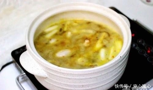 砂锅中|入夏后,可以试试这道菜,爽口不腻有嚼劲,年轻人必备的追剧神器
