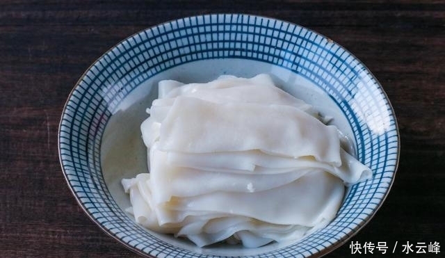 洗面|不揉面不洗面,也能做出劲道又滑爽的凉皮,方法一看就会,零失败