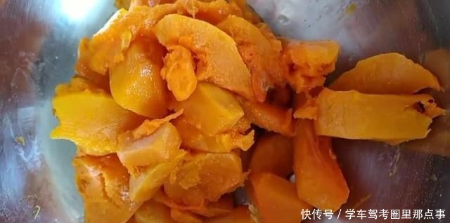 做法|传统脆皮南瓜饼的做法,外酥里糯香甜可口,趁热吃最香