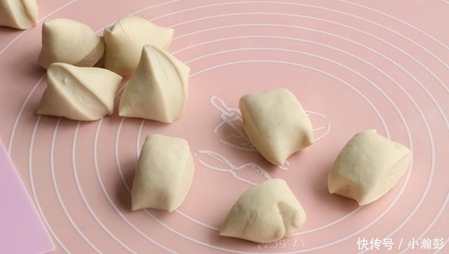 好吃|包子别再发面了,教你新吃法,皮薄馅儿大,比发面的好吃10倍!