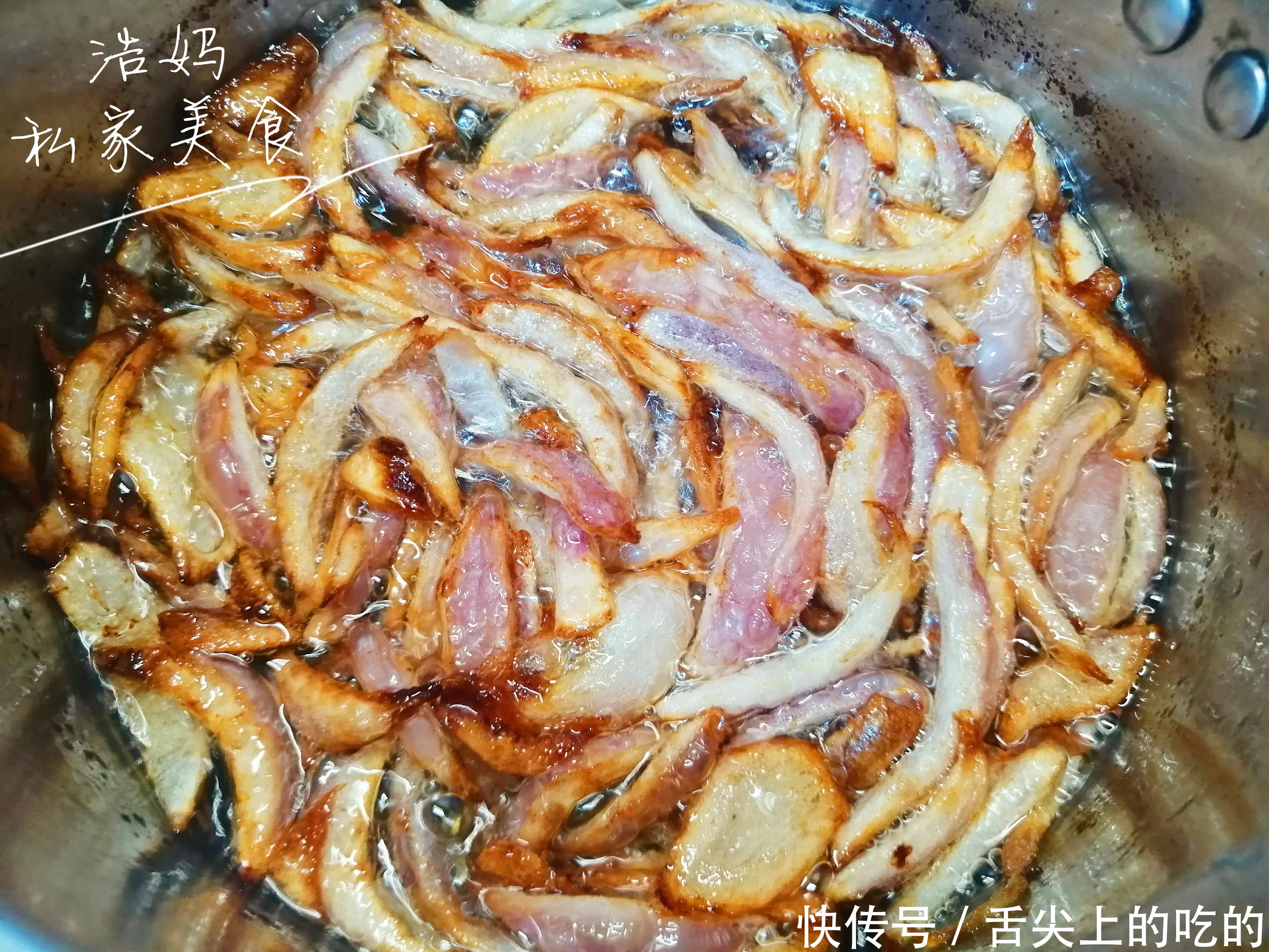 下巴|一个洋葱一碗油,做份香掉下巴的葱油,用来拌面条十分钟早餐上桌