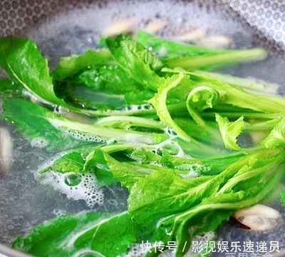 传统|#钟于经典传统味#上汤豆皮青口小白菜