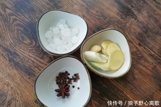 餐馆|怎样做红烧排骨能和餐馆的一样好,教你小窍门,味道不腥,颜色好