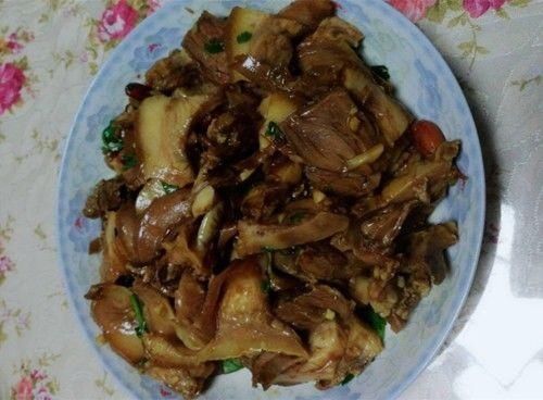 生活费|暑假婆婆帮忙带孩子,我给两千生活费,看到桌上的菜,我又给三千