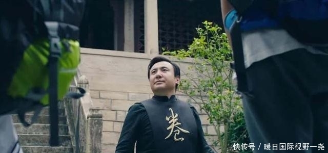  沈腾|《羞羞的铁拳》幕后：沈腾连跪20多次，马丽生理期落水崩溃大哭