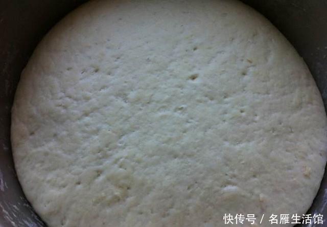  不想|当天的啤酒剩不少，不想扔就这样利用，很多家庭只会用来浇花