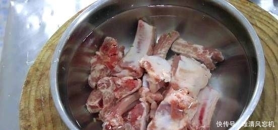  营养|我第一次看到排骨这样做，它营养丰富，美味可口