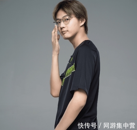 忘恩负义|VG乐言“憨憨”人设崩塌?对恩人包子的态度冷漠,粉丝:忘恩负义