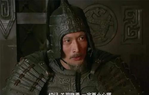 关羽|徐晃可平许褚关羽,为何只能接颜良20招?其中原因值得推敲