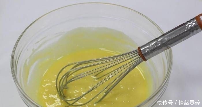 搅拌好|浮云卷:蛋糕可以在家里做,味道超嫩!