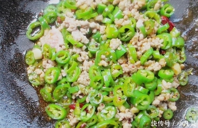  尖椒炒肉|天然的“血管清洁剂”发现了，每天炒一盘，软化血管，血管不堵了