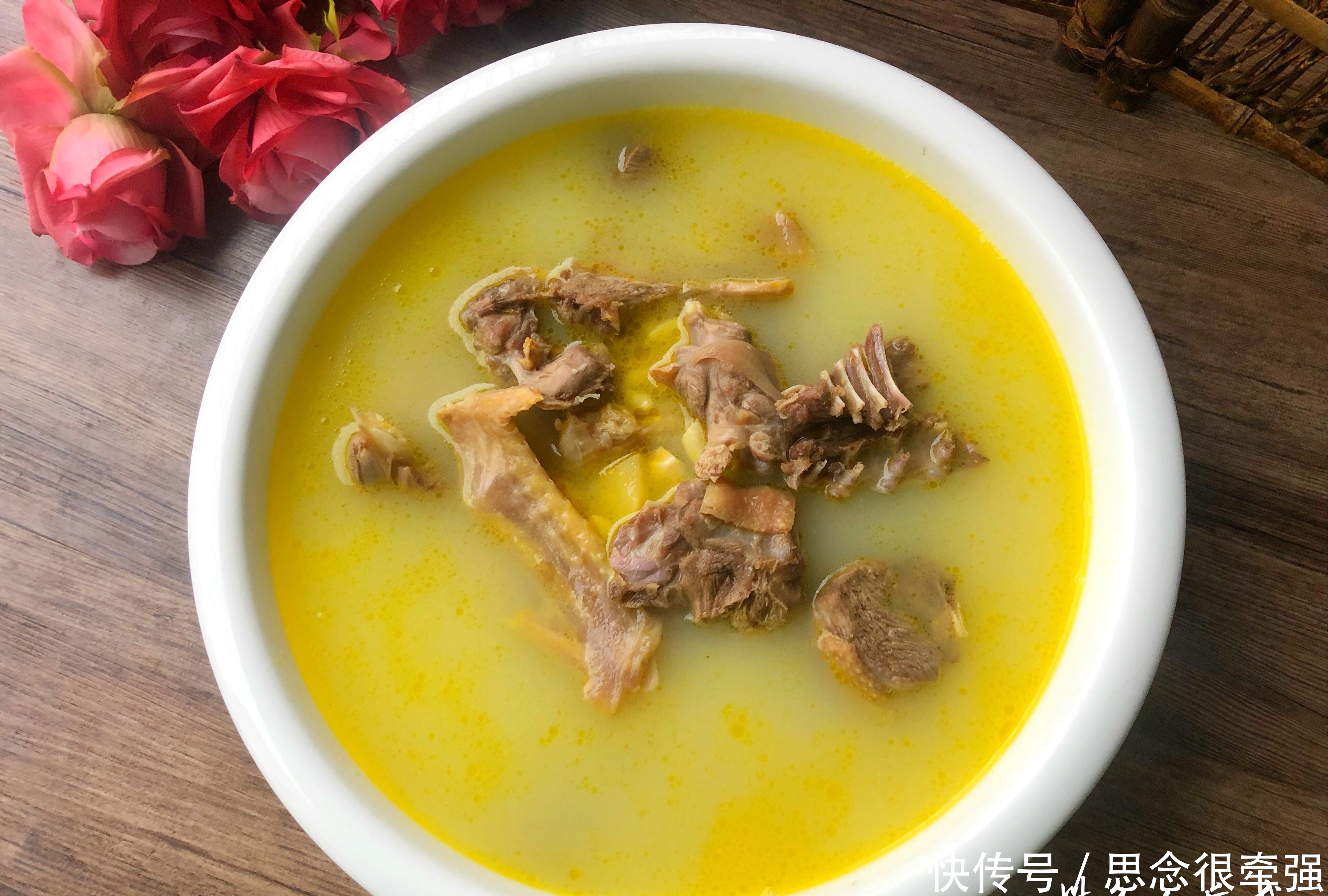 喜欢|晒晒我家的年夜饭,一共10道菜,简单美味,全家都喜欢