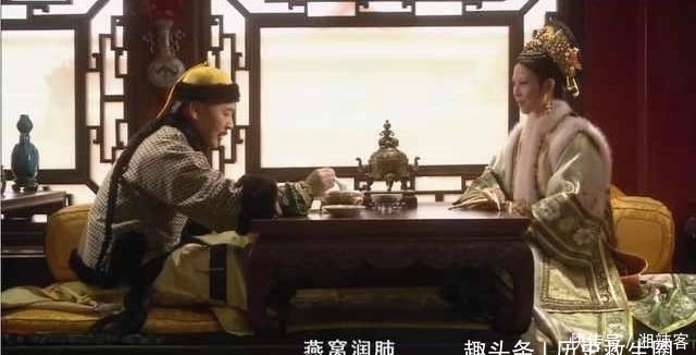 御膳房|皇上只要说饿,御膳房为何就能端来热菜?