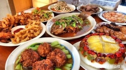 测试|心理测试:四桌年夜饭,你会选哪桌?测你近期有没有贵人运?