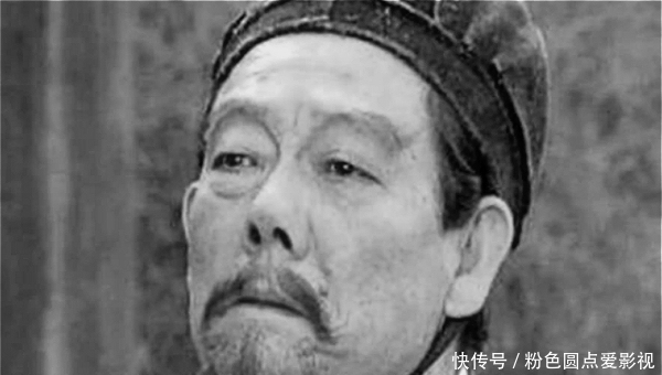 勾结|张松因何受曹操轻视？他又为何能说动刘璋？他勾结刘备的原因是？