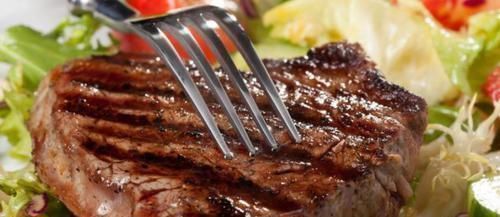 牛排|吃牛排时,为何餐厅要免费赠送一份面包不知道别瞎吃,会闹笑话