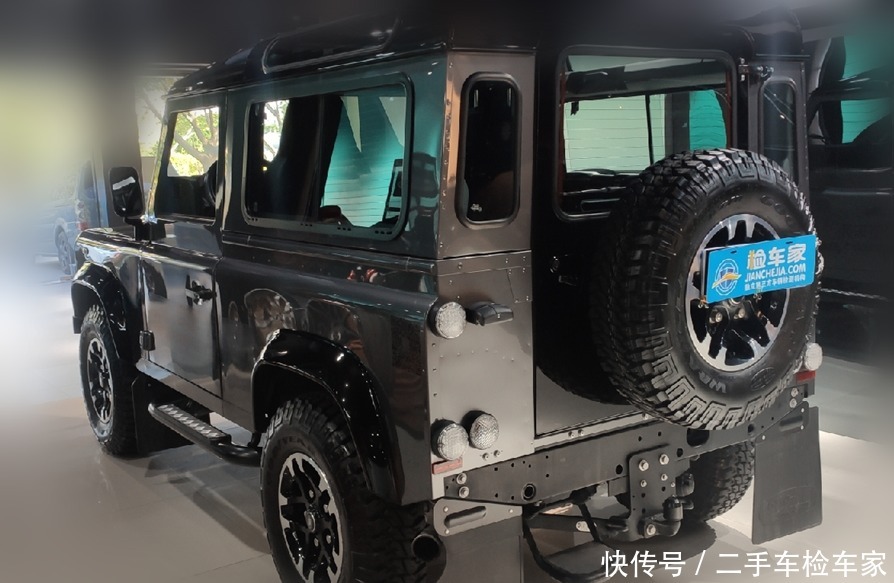 报价|女王的抉择!这辆路虎连气囊都没有报价却高达70万,买家:值!
