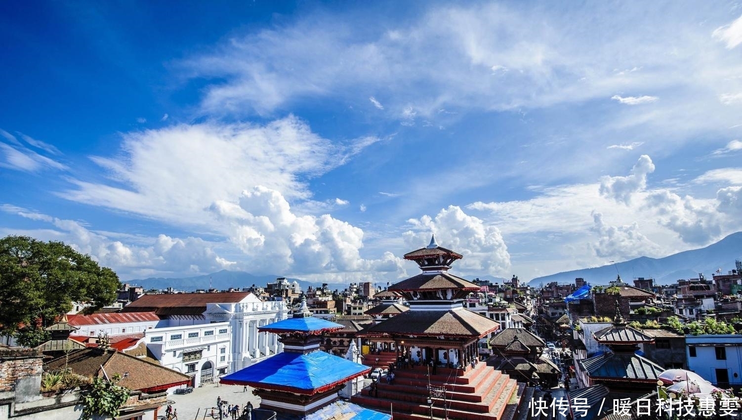 喜马拉雅|被印度三面包围的小国, 现在跟中国的关系越来越亲密