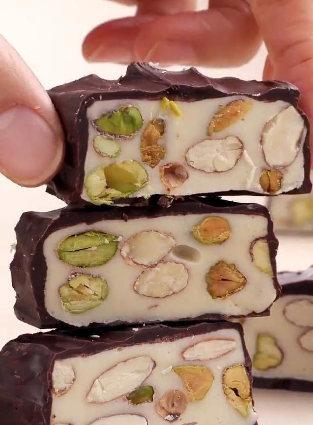 双层|为了避开孩子,只能和老公偷偷在被窝吃,双层美味的巧克力牛轧糖